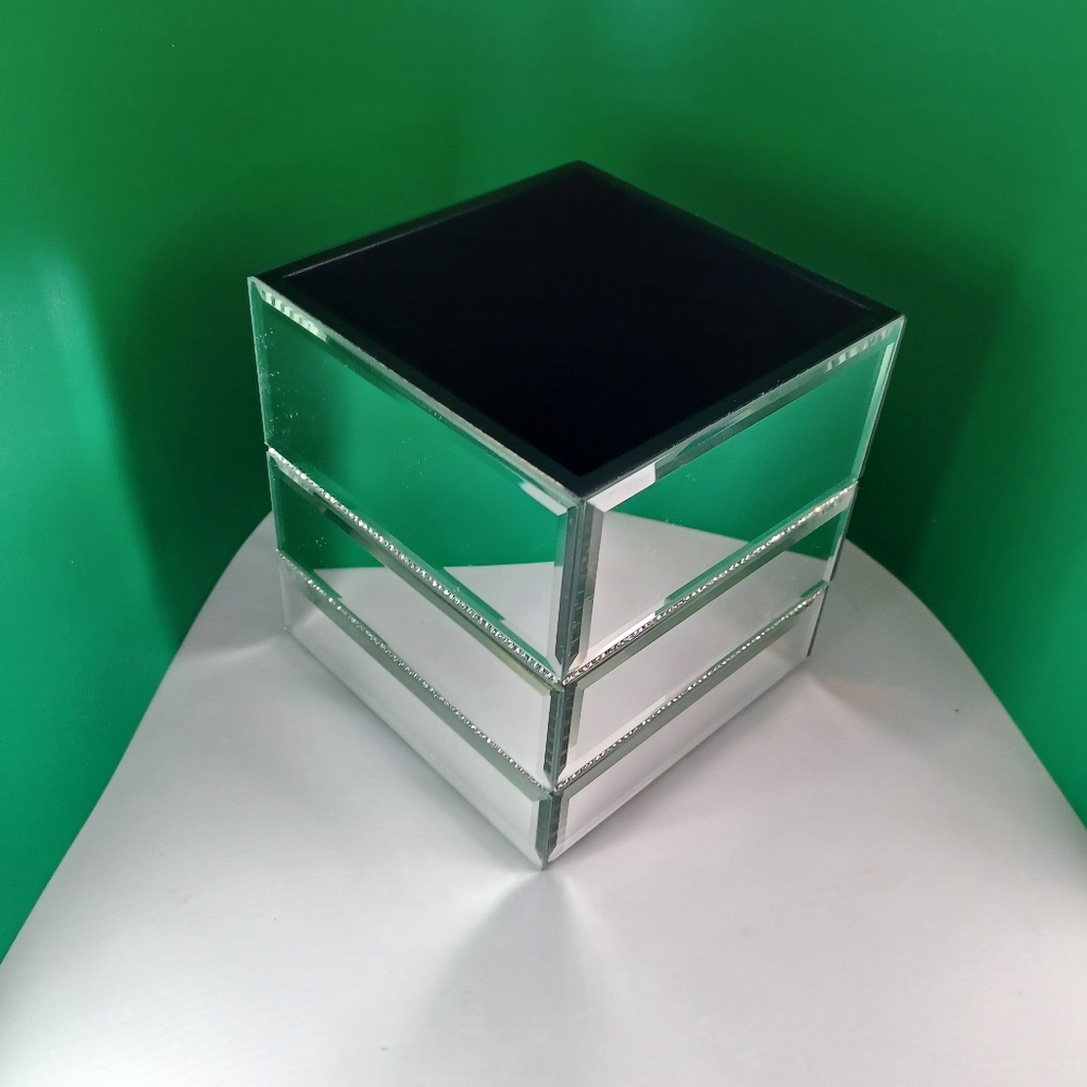 🌟Beautiful Tissue Box Cover w/ Mirrored &Diamantes *Rhinestone Embellishmnts* - Picture 10 of 12